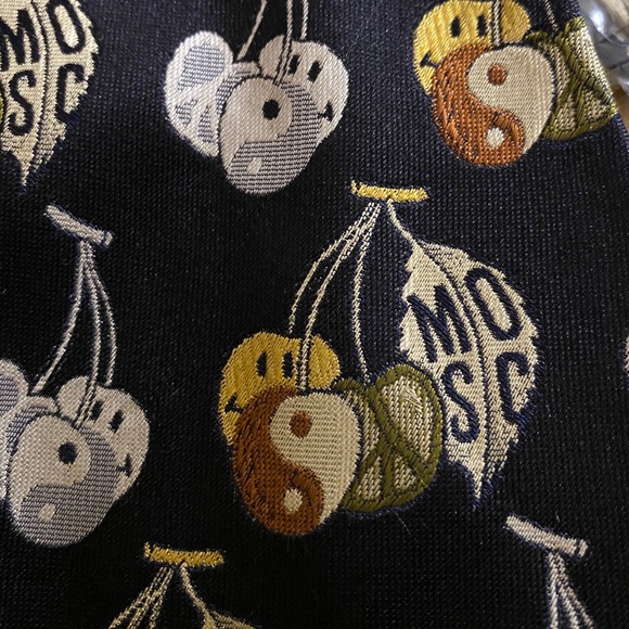 Vtg MOSCHINO Rare Silk Cherry Weave Necktie - Picture 9 of 12
